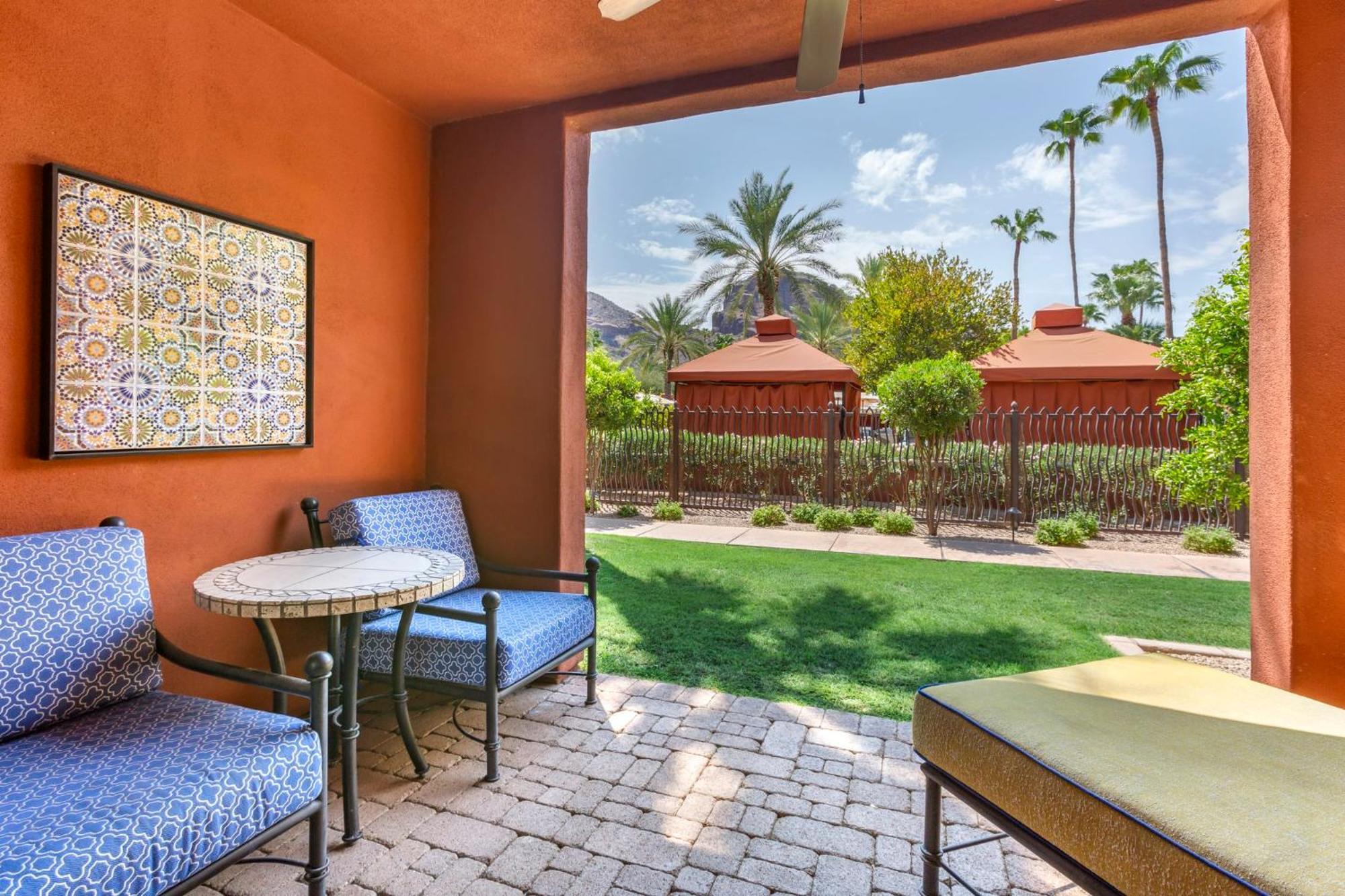 Oasis Poolside  Room - 2 Queen Beds