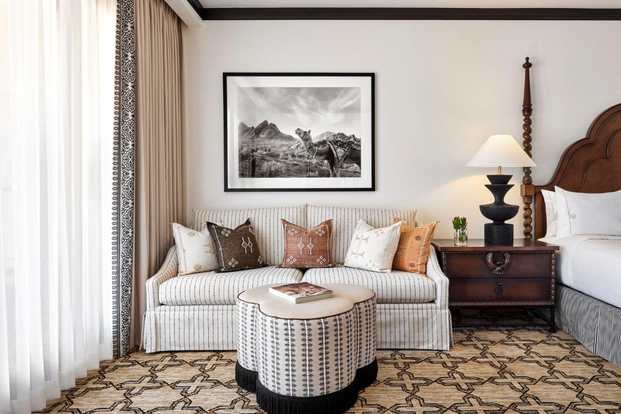 Poolside Room - 1 King Bed